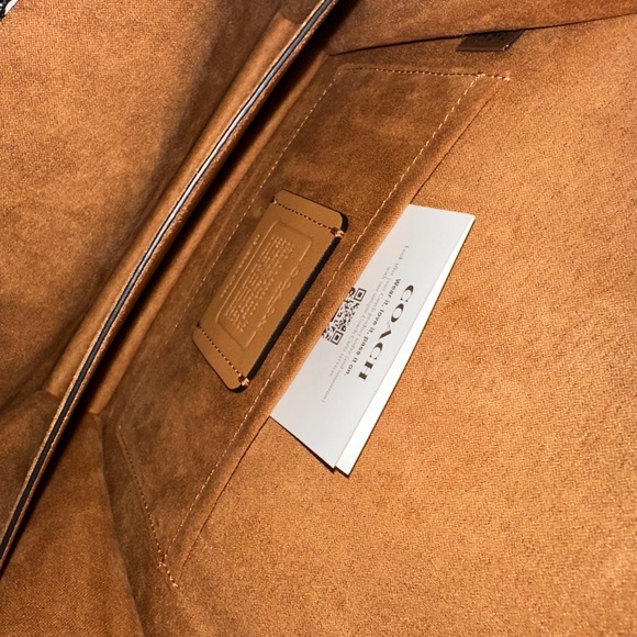 Coach Outlet Klare Crossbody with Floral Print - Picture 3 of 4